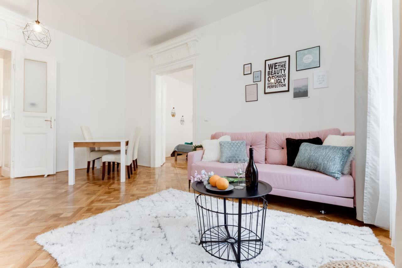 Apartment Spacious Cozy 2bds In Center - Stp4 Prague