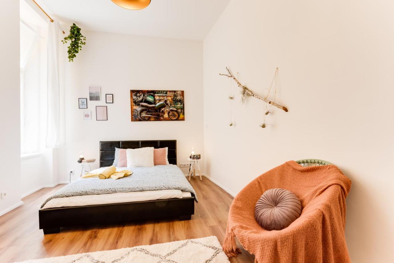 Apartment Spacious Cozy 2bds In Center - Stp4 *