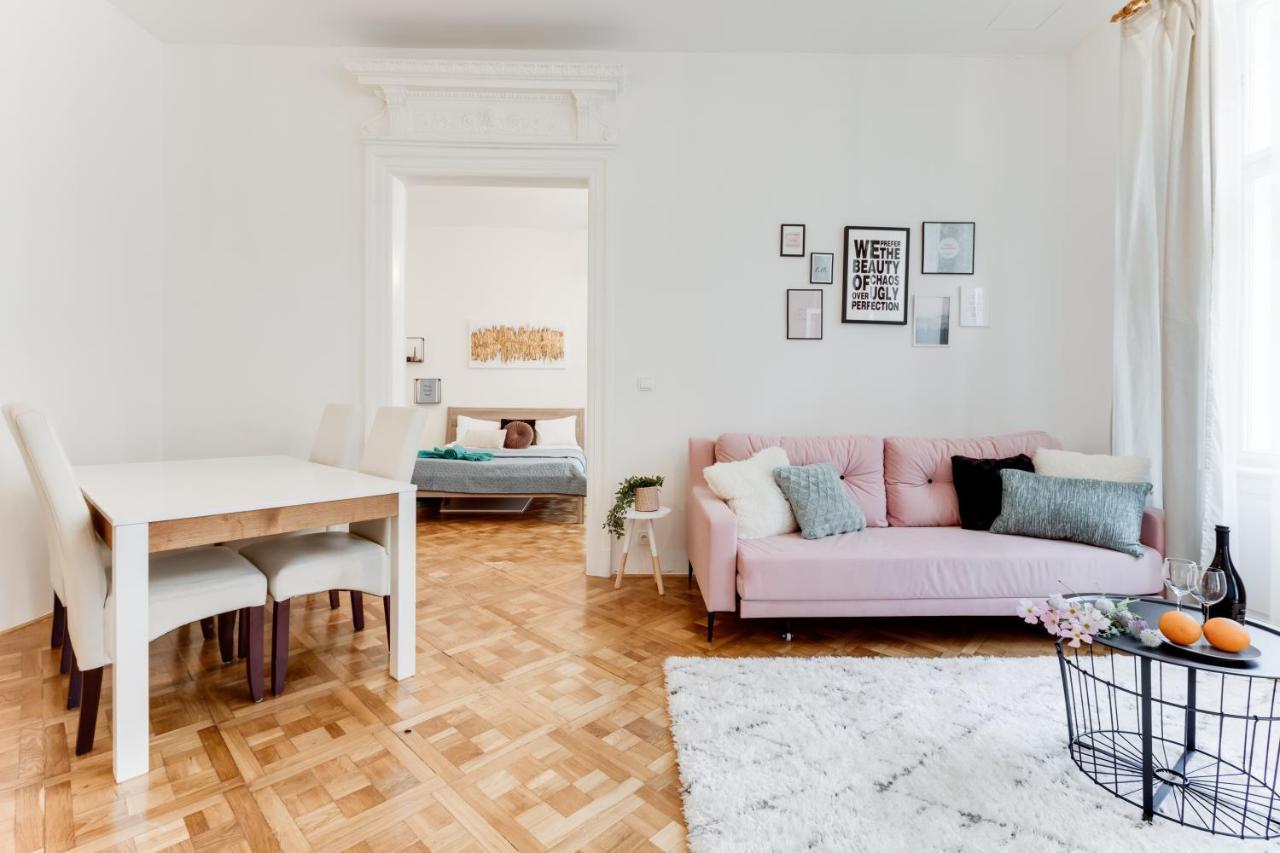 Spacious Cozy 2bds In Center - Stp4 Prague