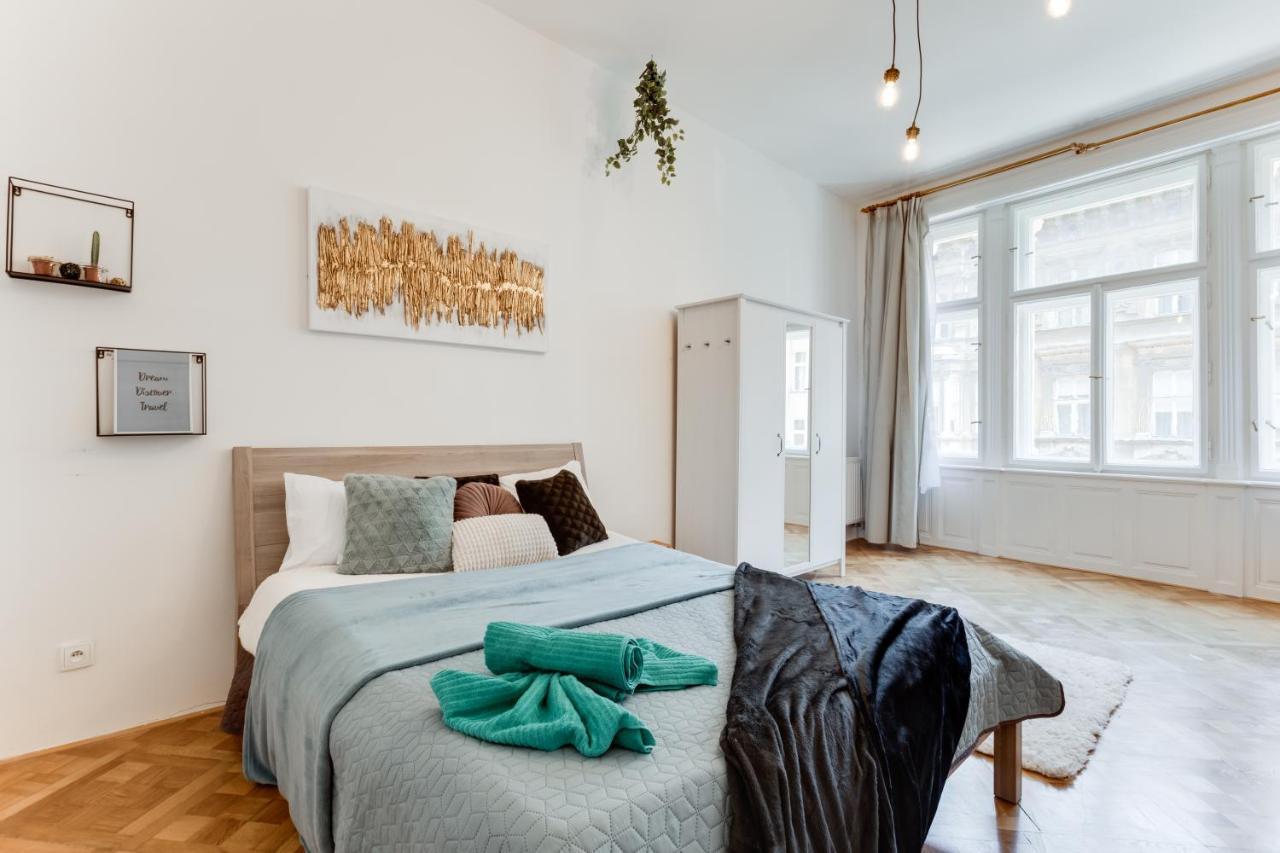 Spacious Cozy 2bds In Center - Stp4 Apartment *